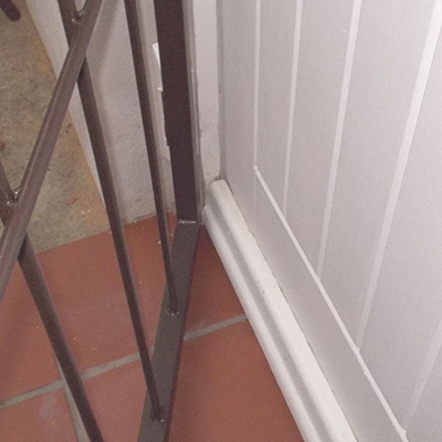 How to fit a Security Gate 11