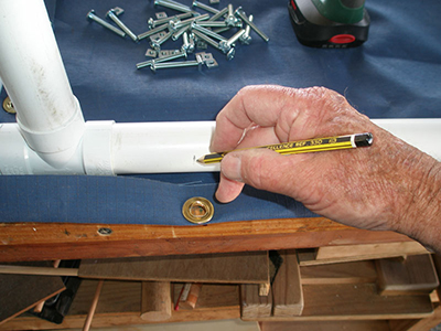 Make a Pet Stretcher Bed 12