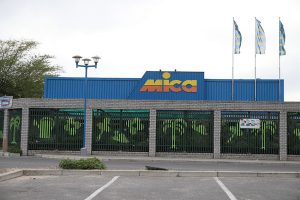 Bracken Mica Storefront